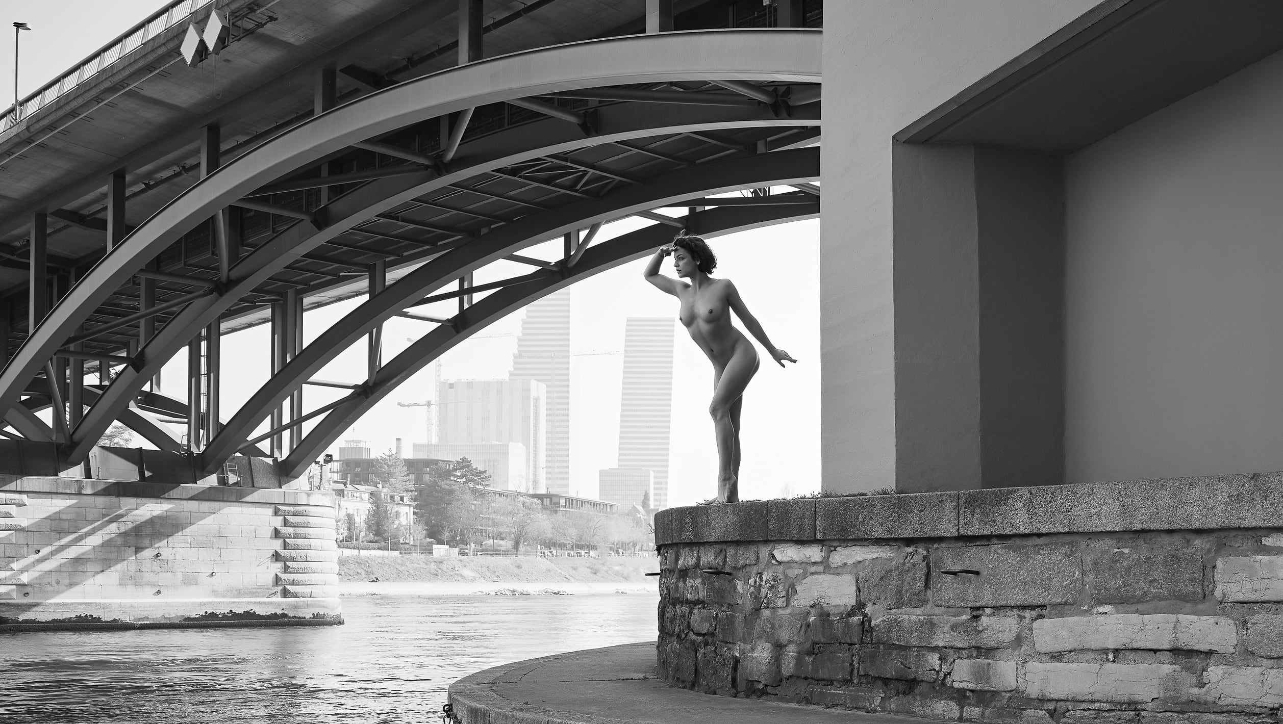 Nude in the City